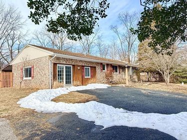 2360 NEW SCHUYLKILL ROAD, POTTSTOWN, PA 19465
