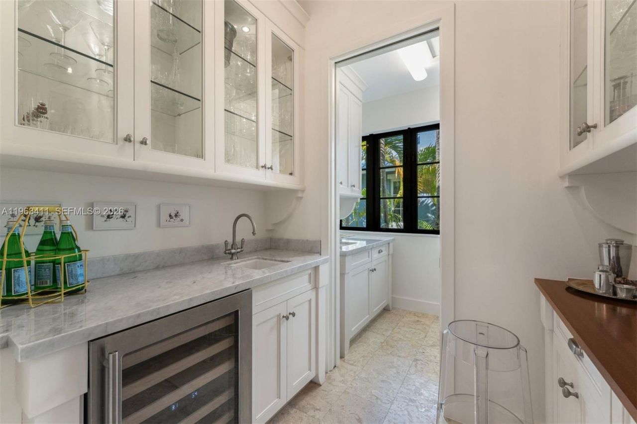 465 Hampton Ln , Key Biscayne, FL 33149 Photo