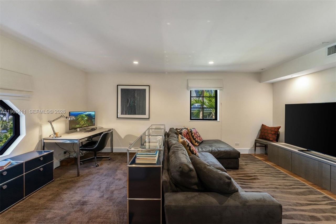 465 Hampton Ln , Key Biscayne, FL 33149 Photo