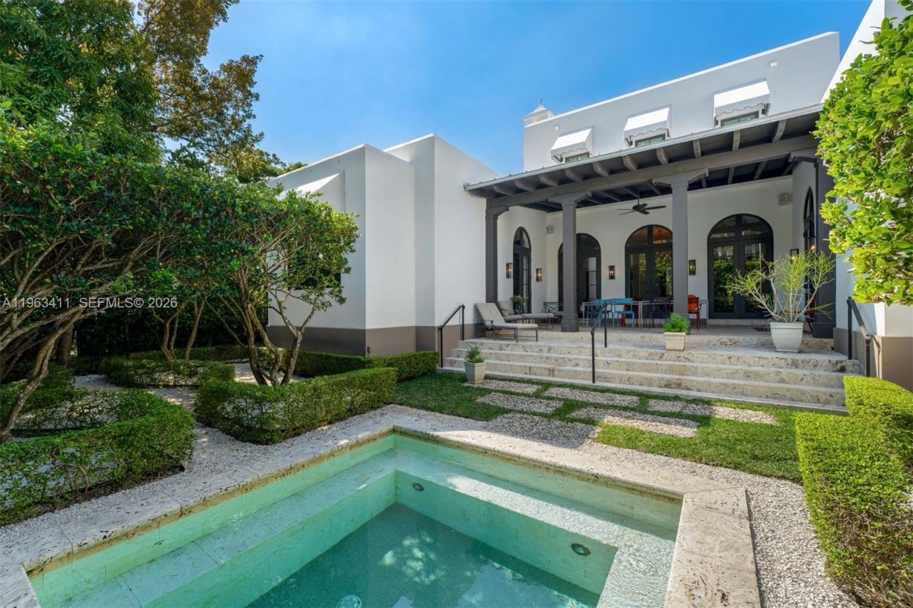 465 Hampton Ln , Key Biscayne, FL 33149 Photo