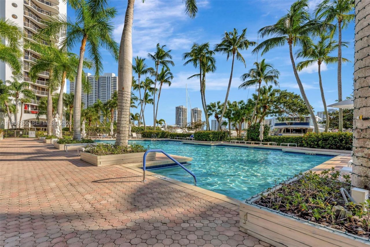 3610 Yacht Club Dr, Unit 414, Aventura, FL 33180 Photo