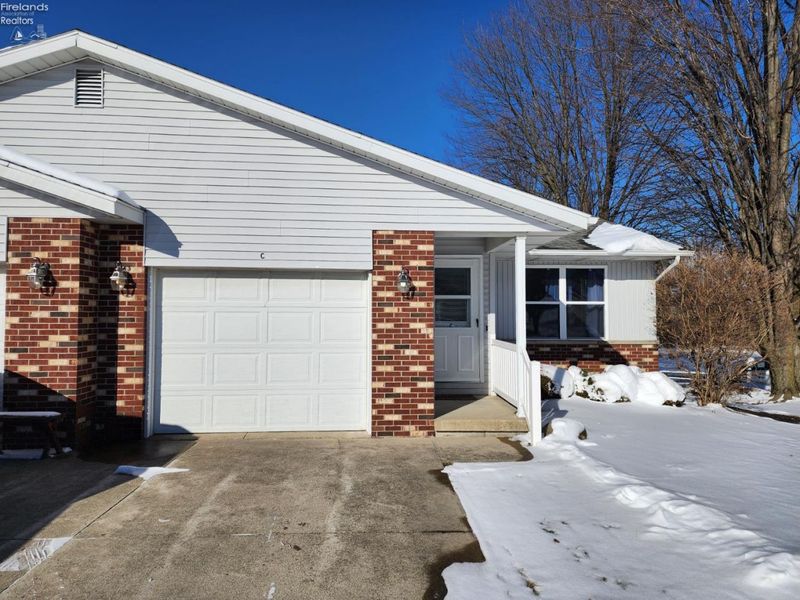 427 S TR 1179, Unit C, Tiffin, OH 44883 Photo 1