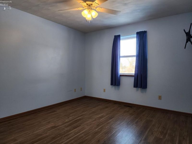 427 S TR 1179, Unit C, Tiffin, OH 44883 Photo 11