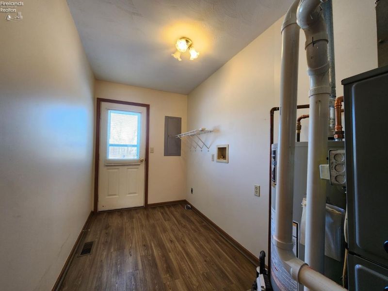 427 S TR 1179, Unit C, Tiffin, OH 44883 Photo 13