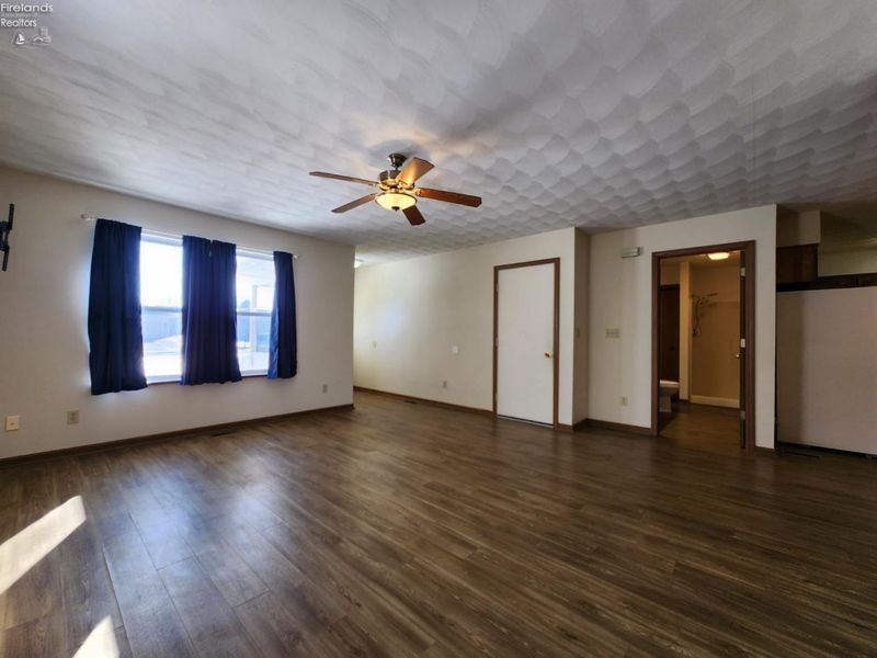 427 S TR 1179, Unit C, Tiffin, OH 44883 Photo 7