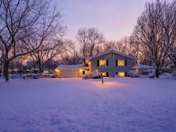 10924 Zenith Avenue S, Bloomington, MN 55431