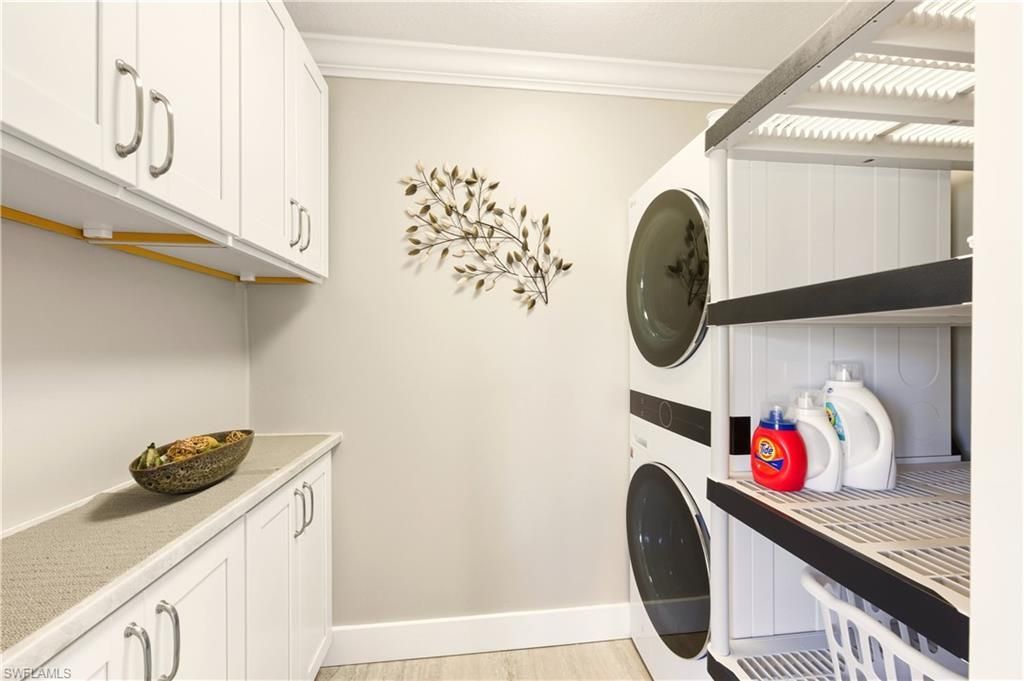 1155 Sandpiper St, Unit B7, Naples, FL 34102 Photo