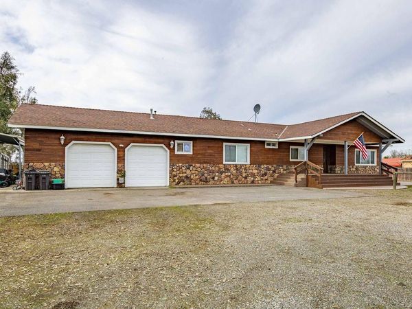 537 S Meza Ct, Linden, CA 95236