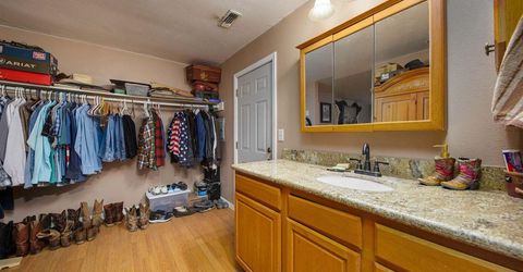 537 S Meza Ct, Linden, CA 95236 Photo
