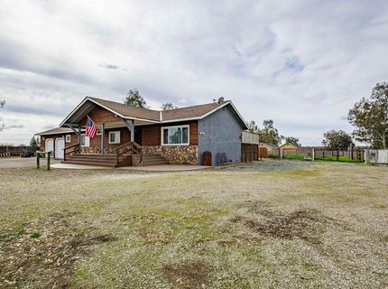 537 S Meza Ct, Linden, CA 95236 Photo