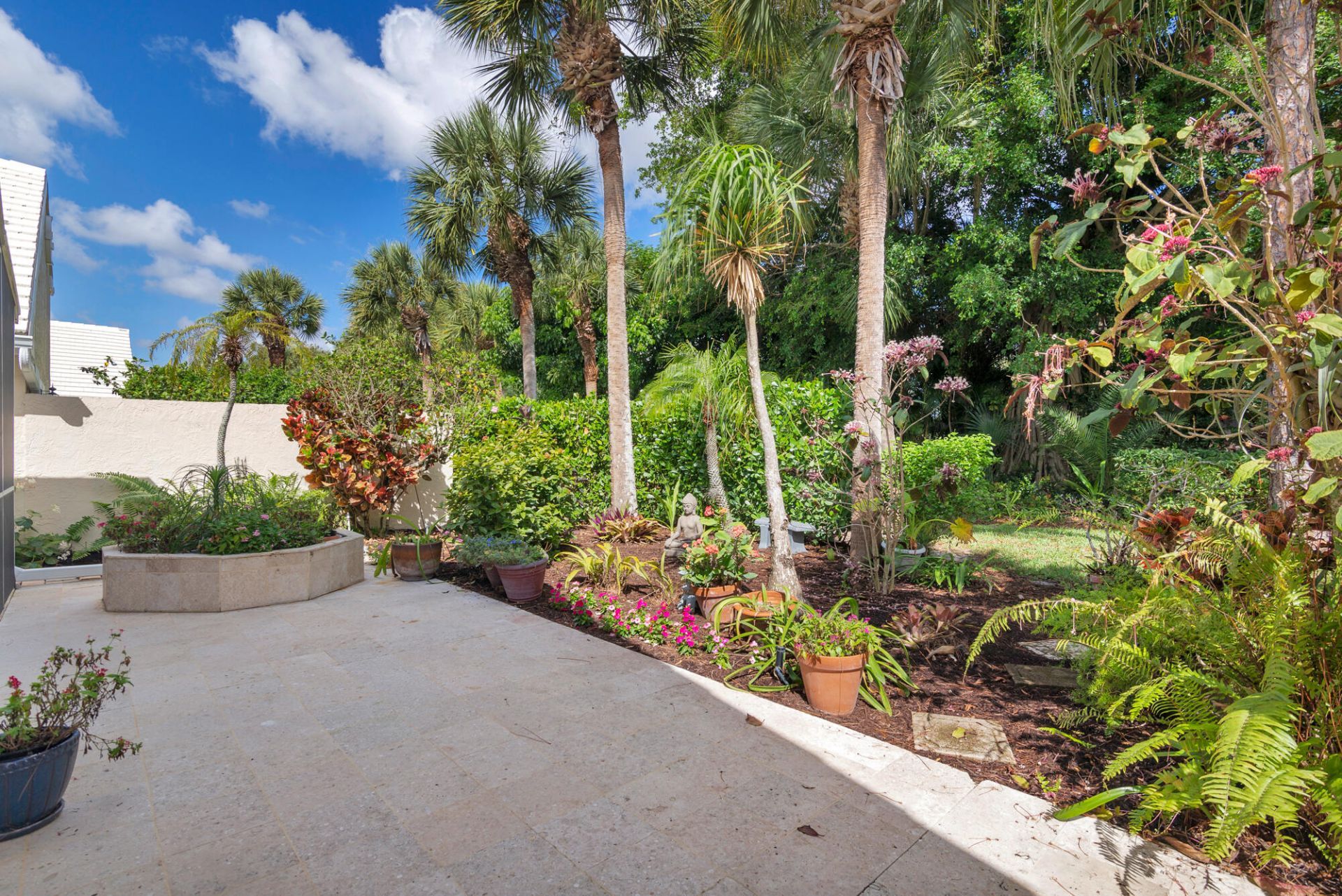 9213 Heathridge Drive, West Palm Beach, FL 33411 Photo