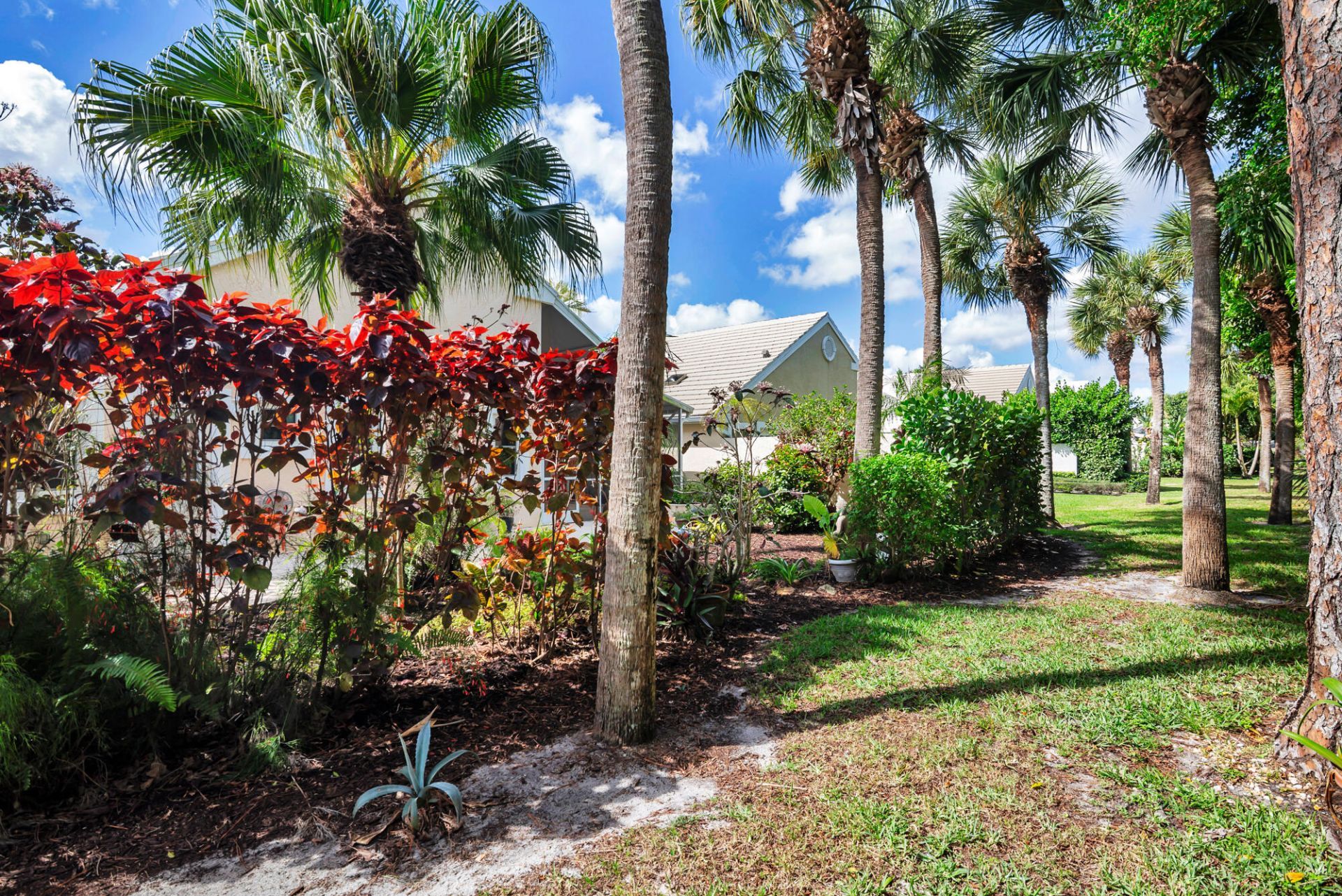 9213 Heathridge Drive, West Palm Beach, FL 33411 Photo