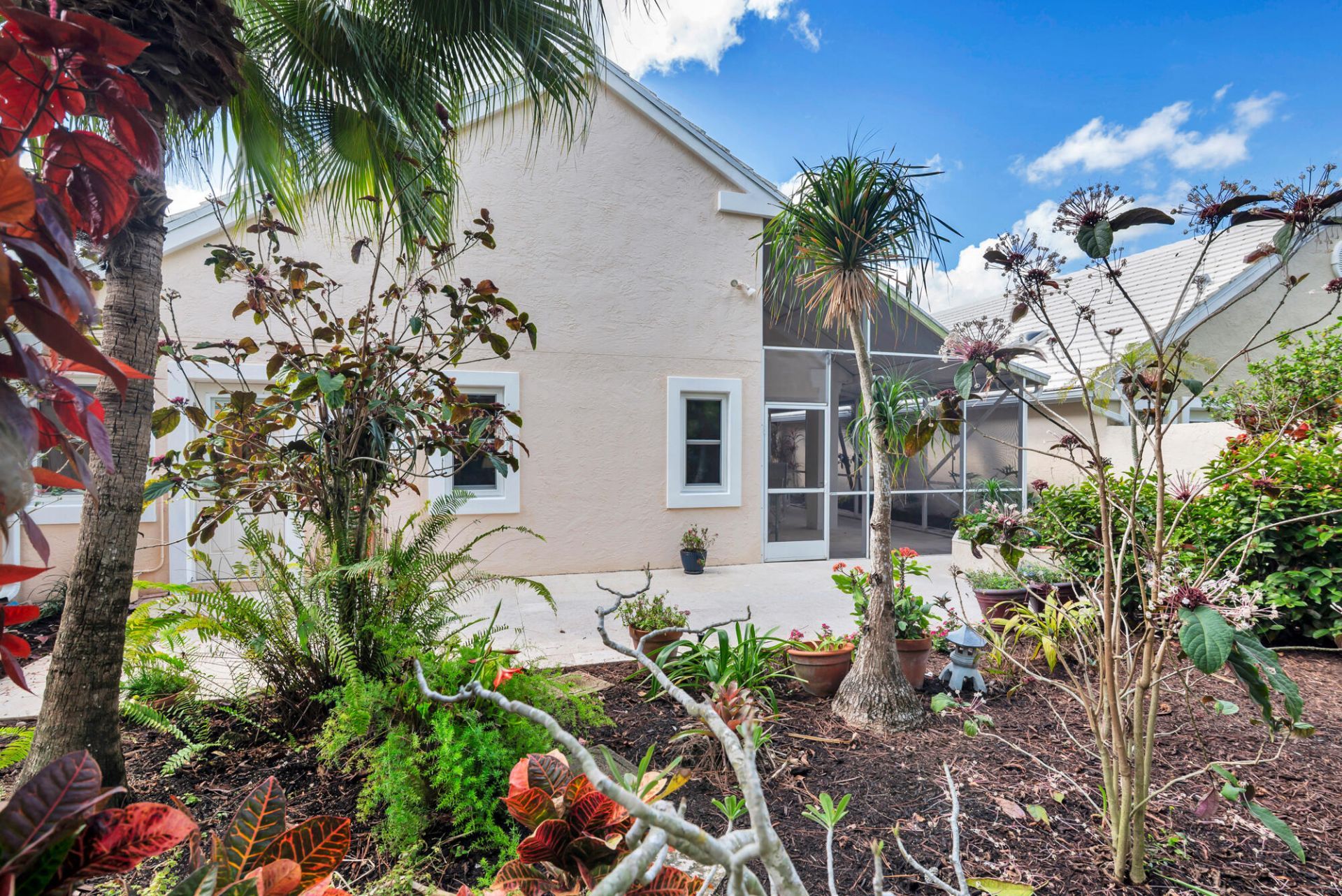 9213 Heathridge Drive, West Palm Beach, FL 33411 Photo