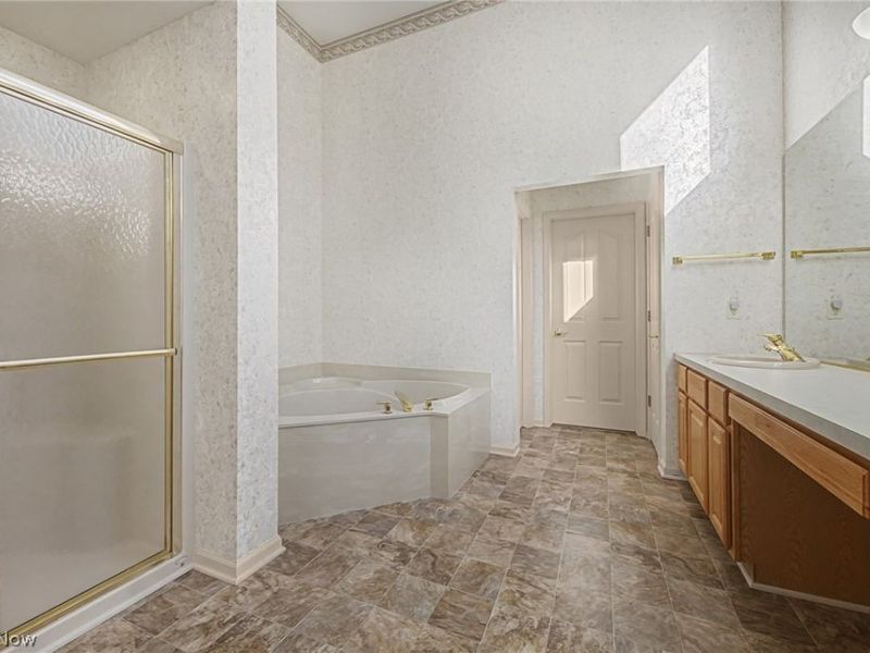 20067 Killians Grove, Strongsville, OH 44149 Photo 18