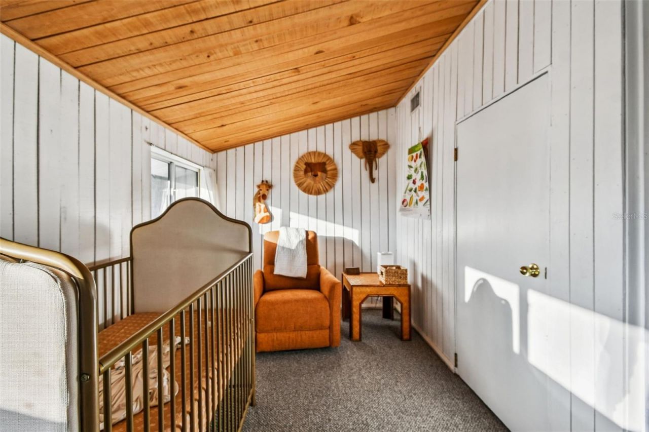 945 11th Street N, Saint Petersburg, FL 33705 Photo