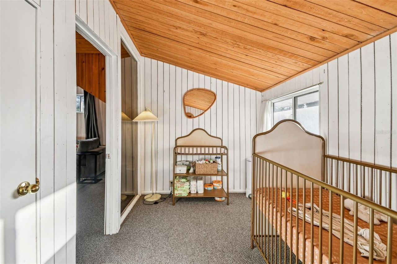 945 11th Street N, Saint Petersburg, FL 33705 Photo