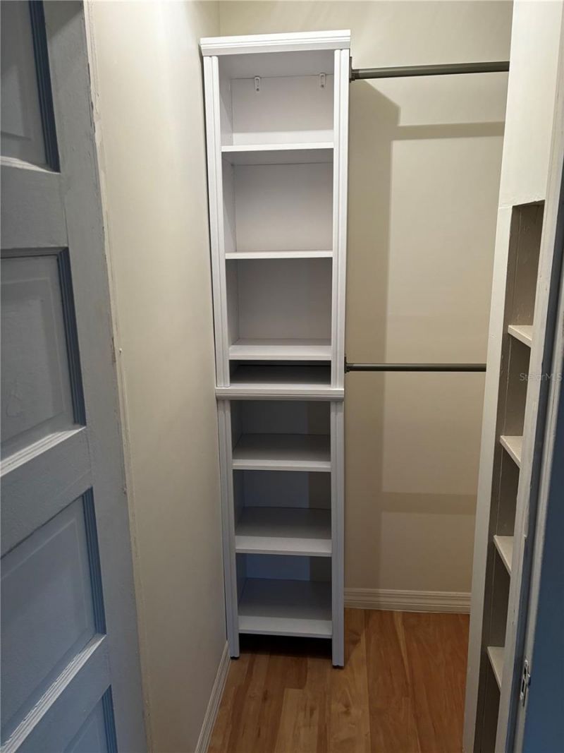 945 11th Street N, Saint Petersburg, FL 33705 Photo