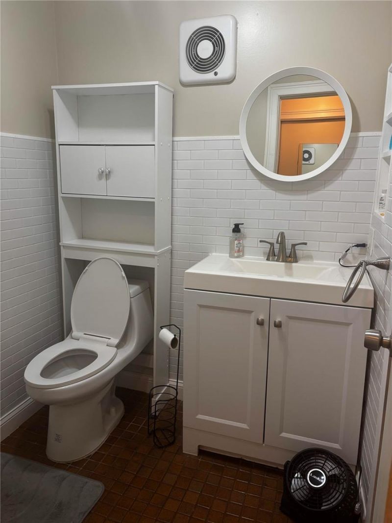 945 11th Street N, Saint Petersburg, FL 33705 Photo