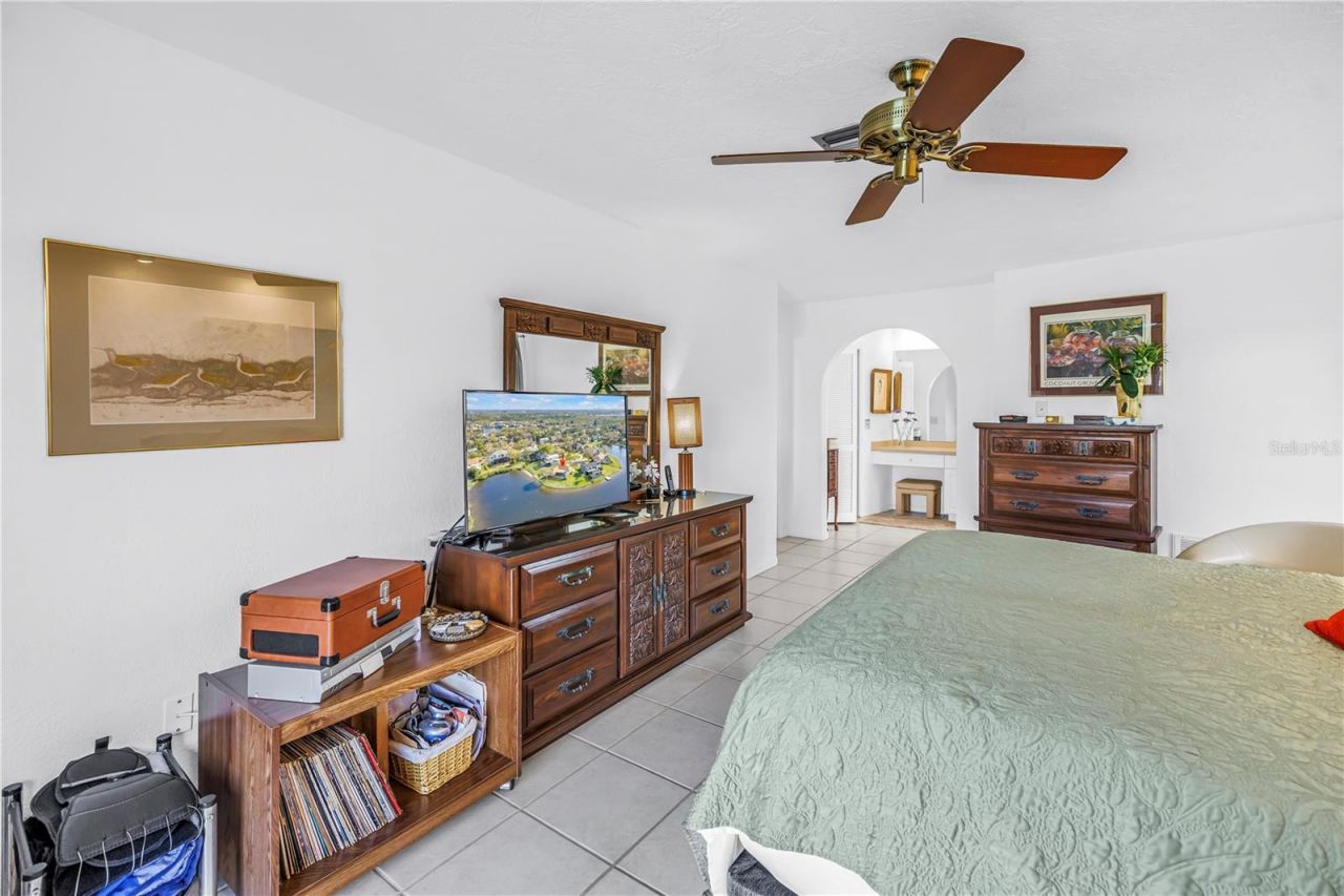 771 Suwannee Court Ne, Saint Petersburg, FL 33702 Photo