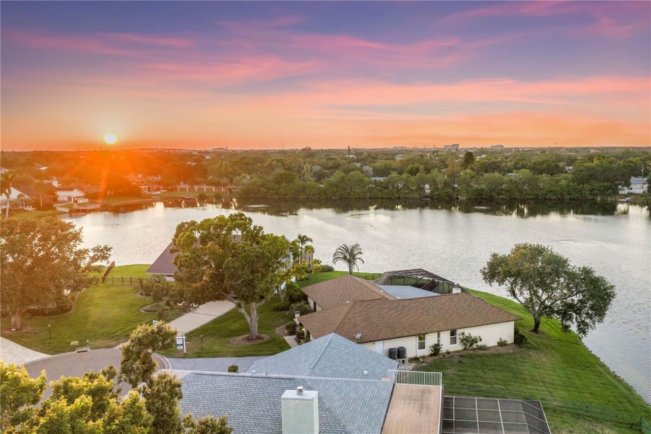 771 Suwannee Court Ne, Saint Petersburg, FL 33702 Photo
