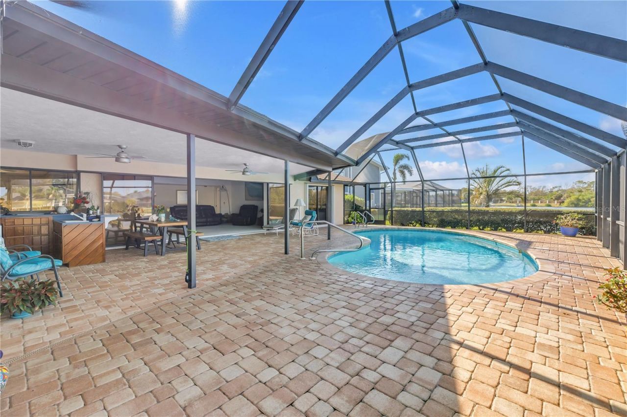 771 Suwannee Court Ne, Saint Petersburg, FL 33702 Photo