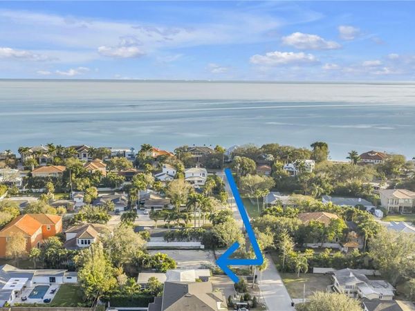 211 TOLEDO WAY NE, ST PETERSBURG, FL 33704