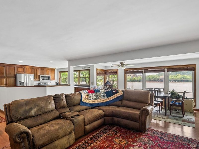 6962 US Rt 52, Ripley, OH 45167 Photo 12