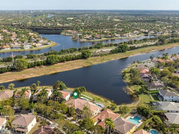 766 Sunflower Cir, Weston, FL 33327