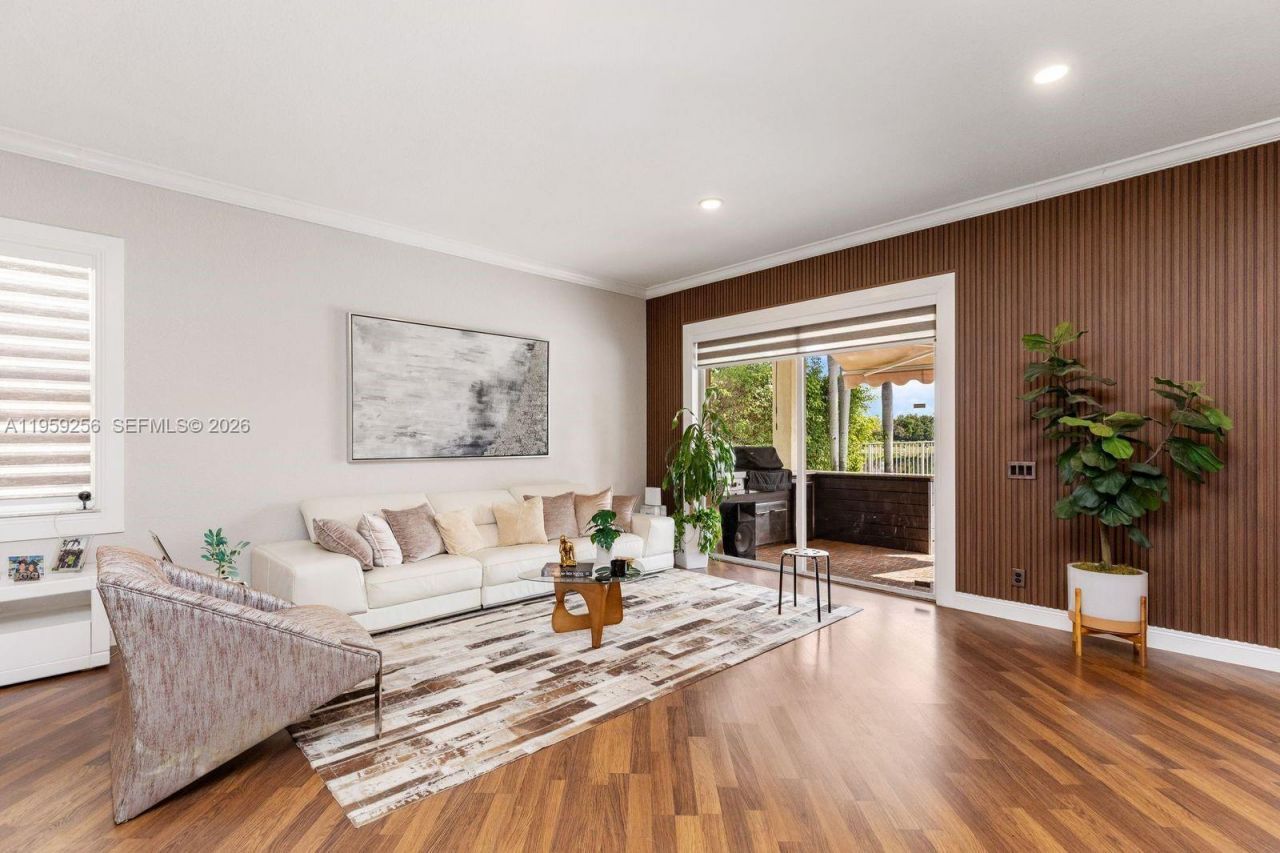 766 Sunflower Cir, Weston, FL 33327 Photo