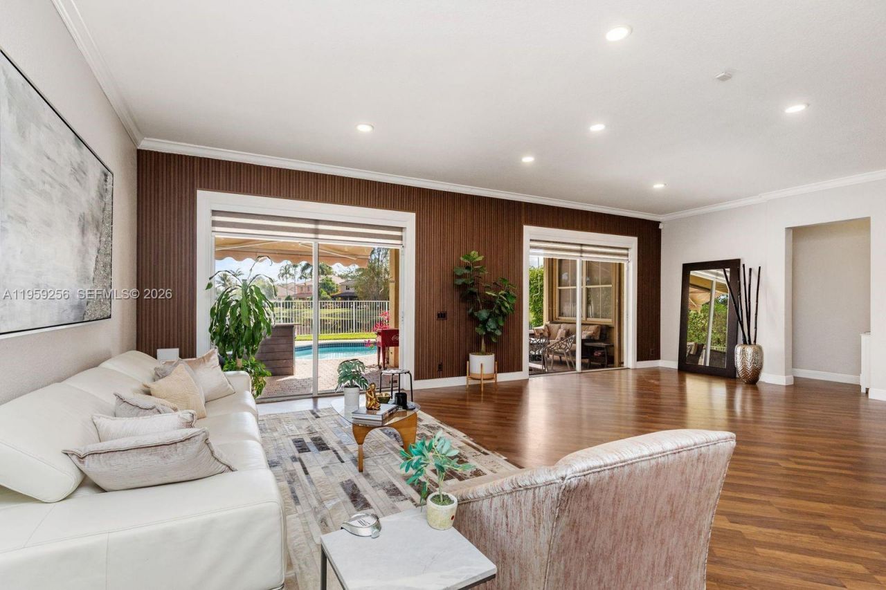 766 Sunflower Cir, Weston, FL 33327 Photo