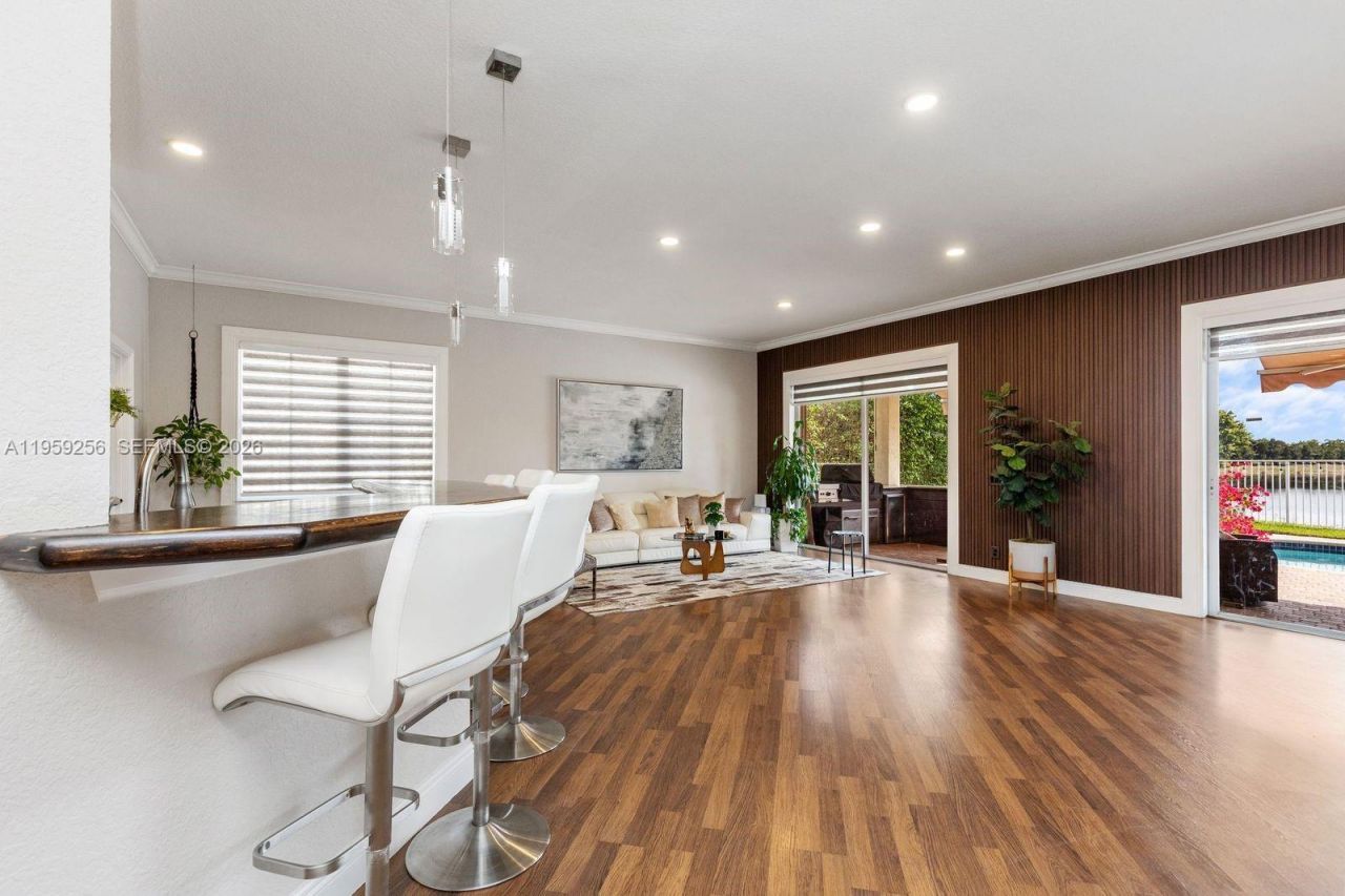 766 Sunflower Cir, Weston, FL 33327 Photo