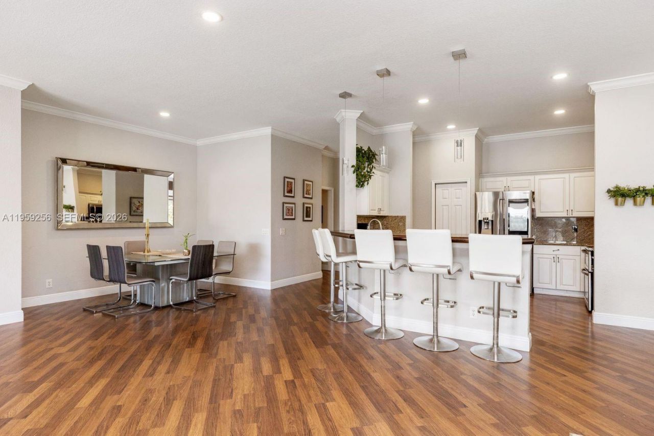 766 Sunflower Cir, Weston, FL 33327 Photo