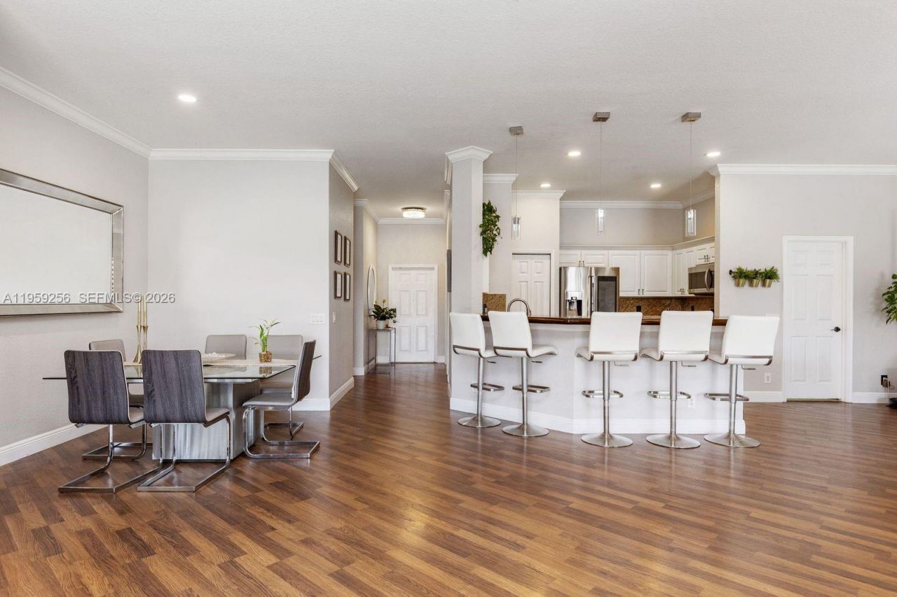 766 Sunflower Cir, Weston, FL 33327 Photo