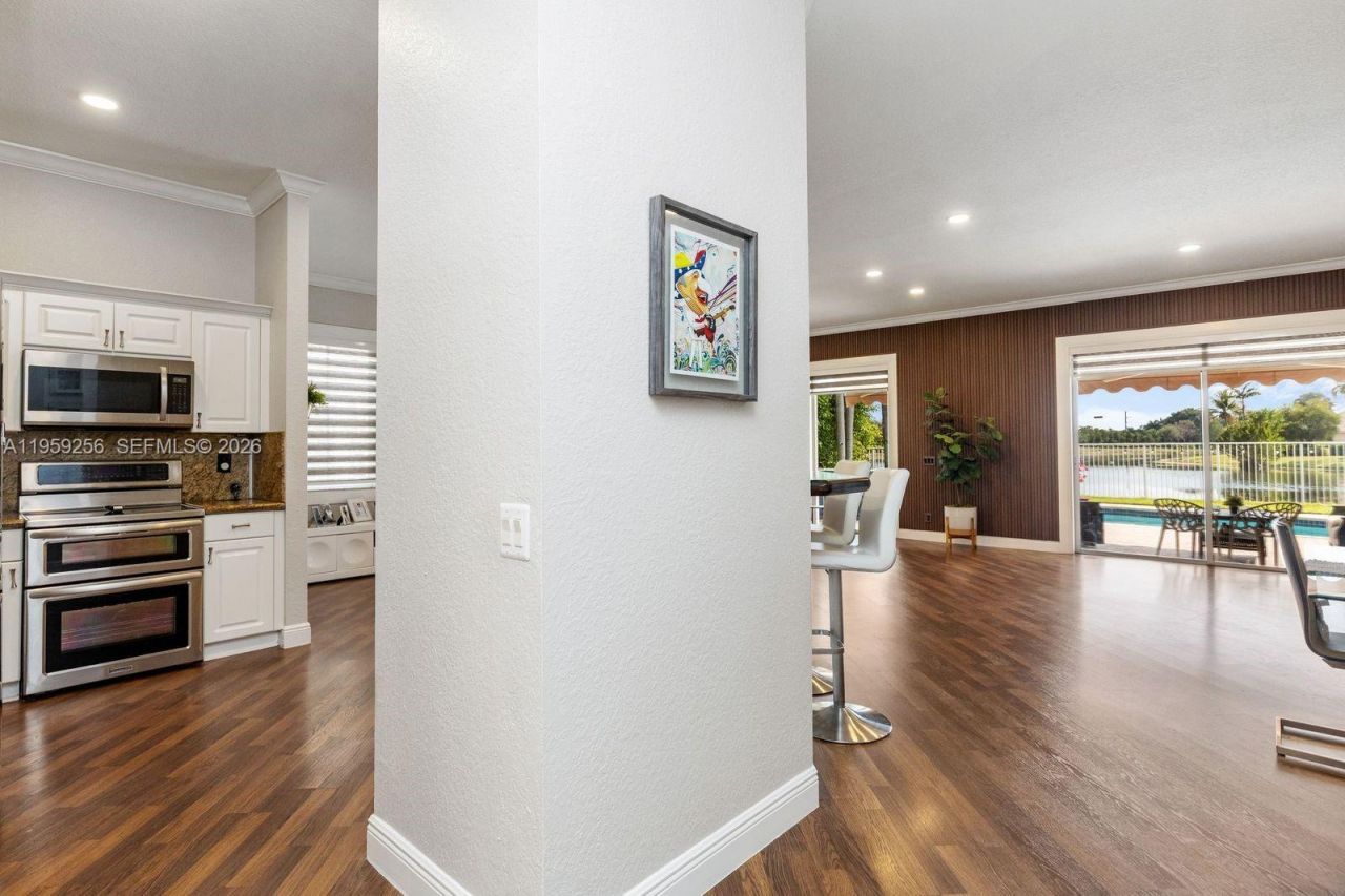 766 Sunflower Cir, Weston, FL 33327 Photo