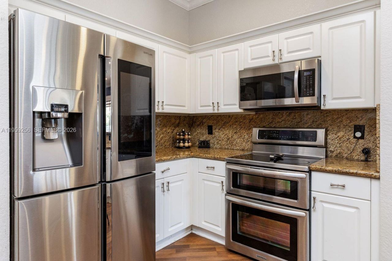 766 Sunflower Cir, Weston, FL 33327 Photo