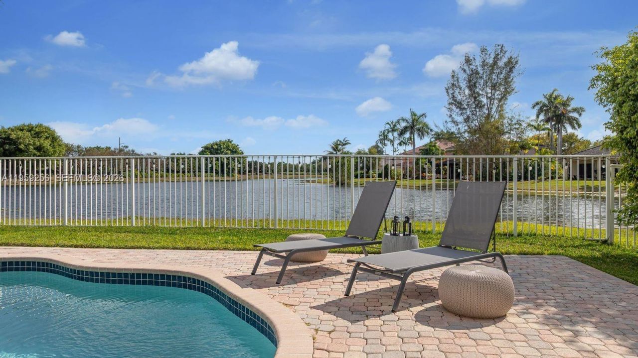 766 Sunflower Cir, Weston, FL 33327 Photo