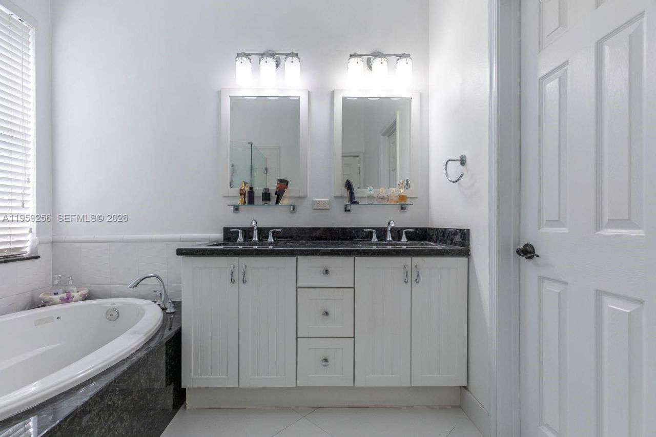 766 Sunflower Cir, Weston, FL 33327 Photo