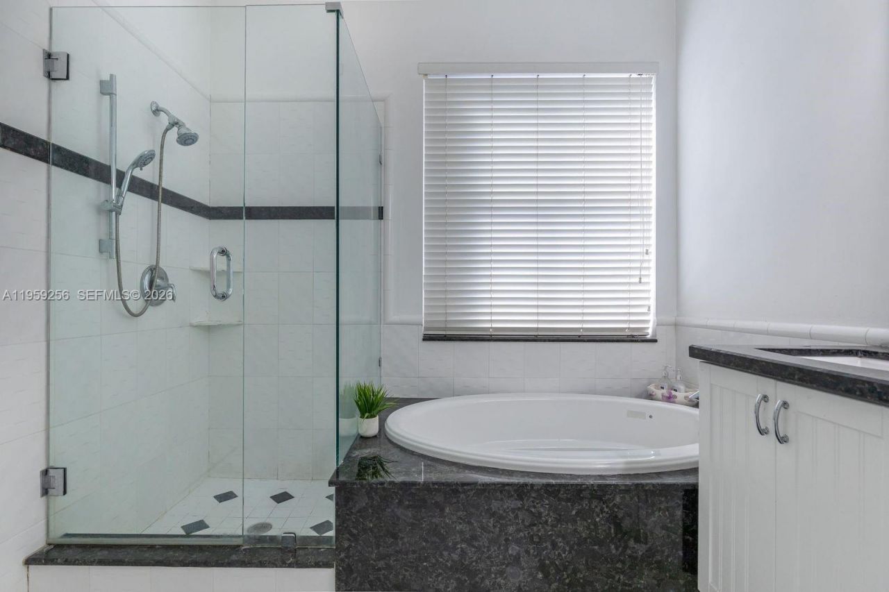 766 Sunflower Cir, Weston, FL 33327 Photo