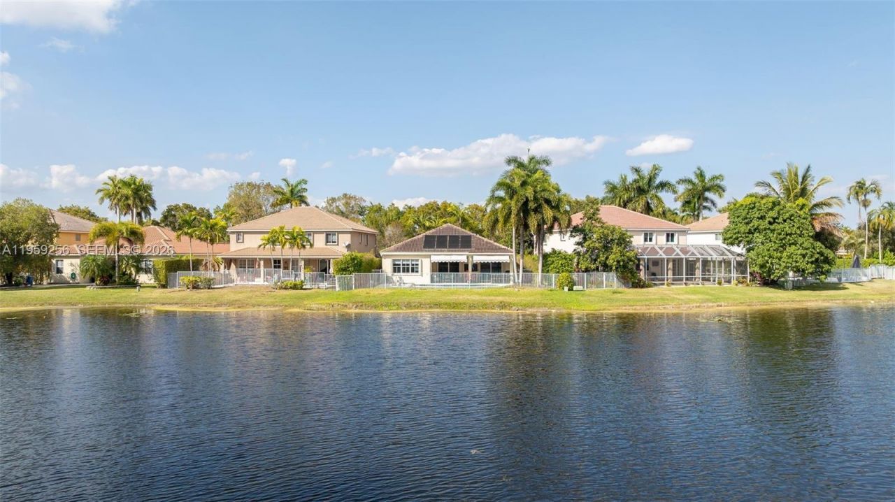 766 Sunflower Cir, Weston, FL 33327 Photo