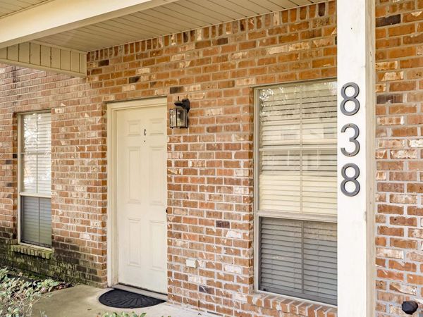 838 Meadow Bend Dr, Unit #C, Baton Rouge, LA 70820