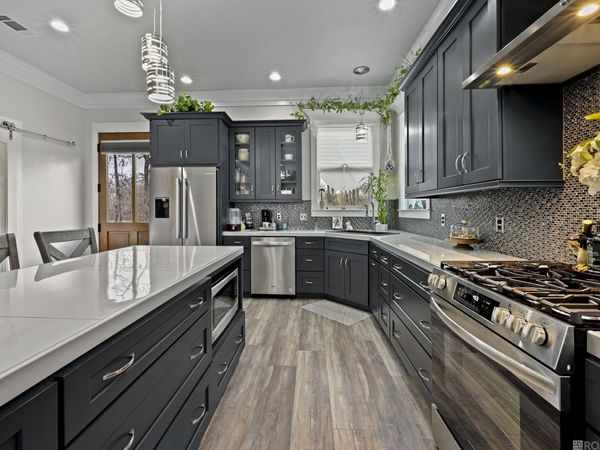 10082 Swanson Rd, Port Allen, LA 70767