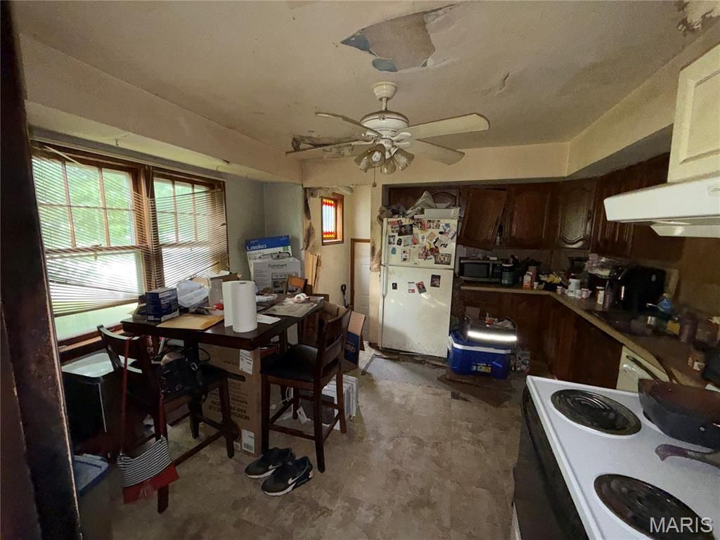 3134 La Vista Drive, Saint Louis, MO 63074 Main Photo