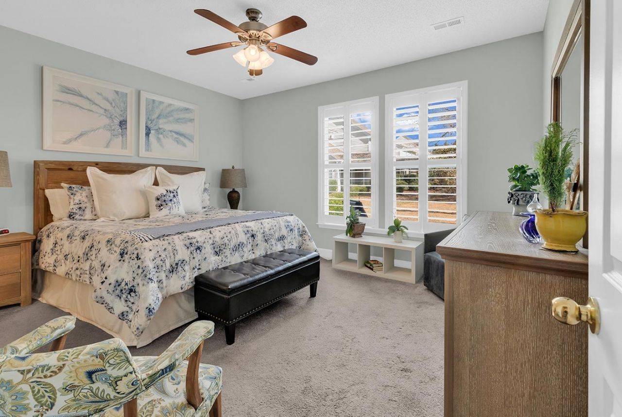 301 River Rock Ln. Photo 8