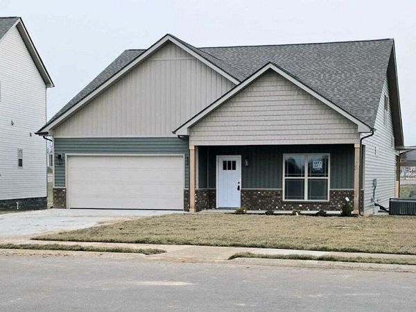 1064 Cherry Blossom Ln , Clarksville, TN 37040