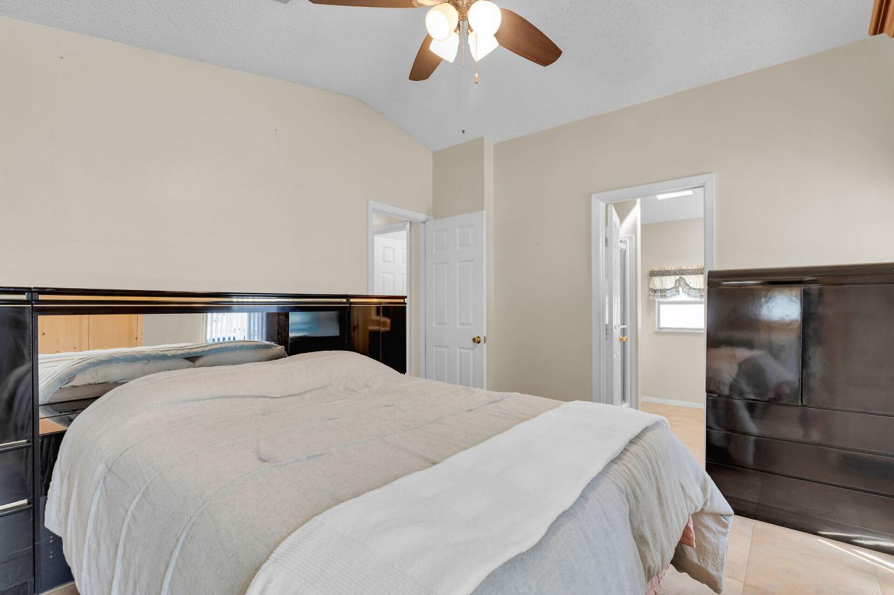 213 Buttonwood Avenue, Key Largo, FL 33037 Photo