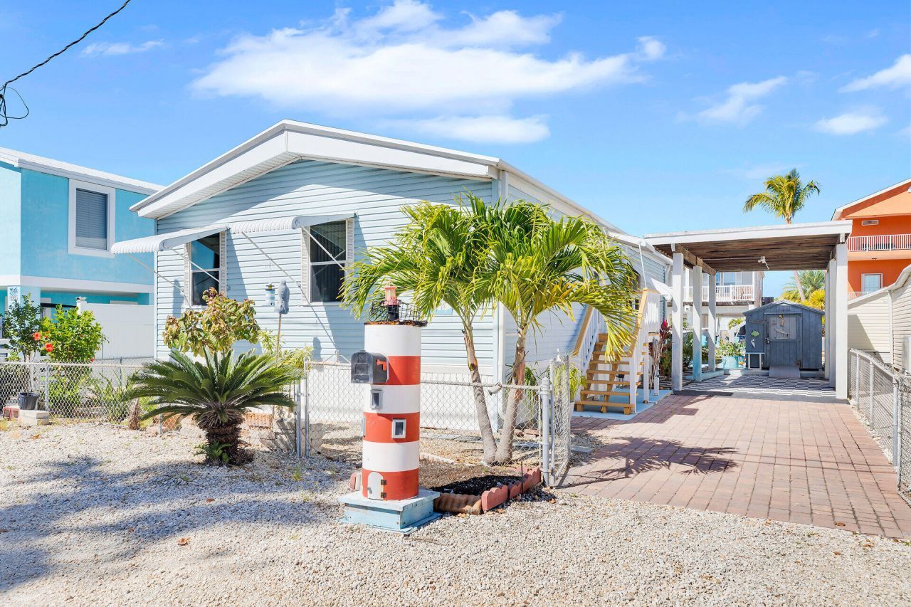 213 Buttonwood Avenue, Key Largo, FL 33037 Photo