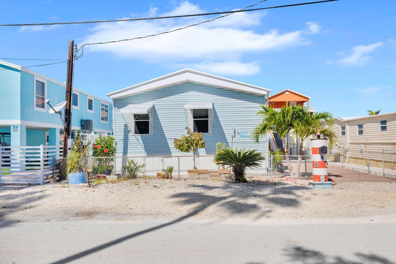 213 Buttonwood Avenue, Key Largo, FL 33037 Photo