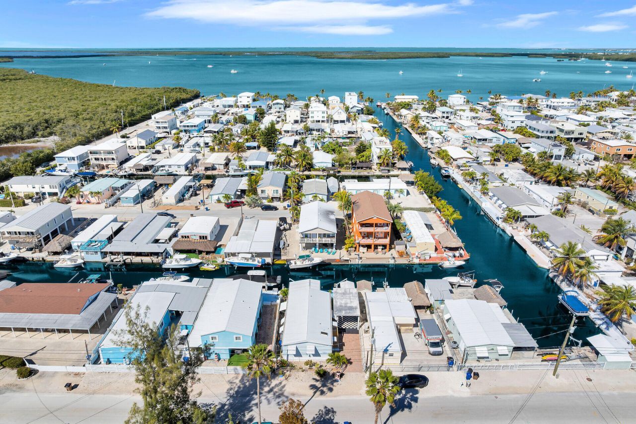 213 Buttonwood Avenue, Key Largo, FL 33037 Photo