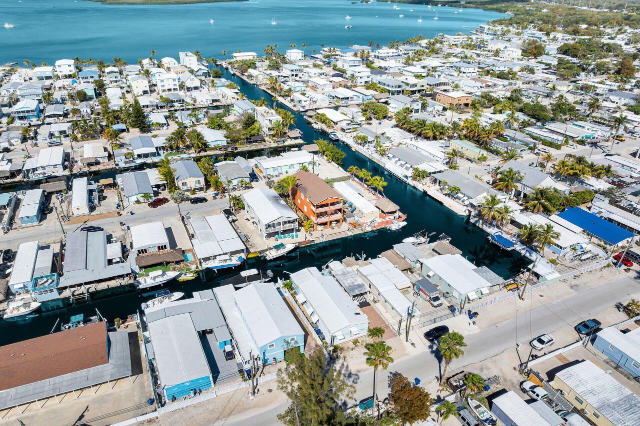 213 Buttonwood Avenue, Key Largo, FL 33037 Photo