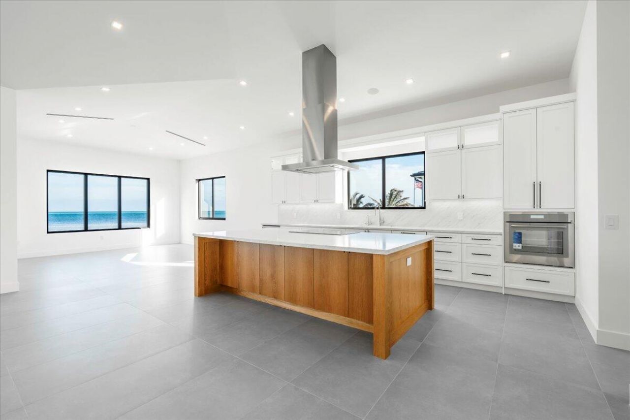 126 Sunrise Drive, Marathon, FL 33050 Photo